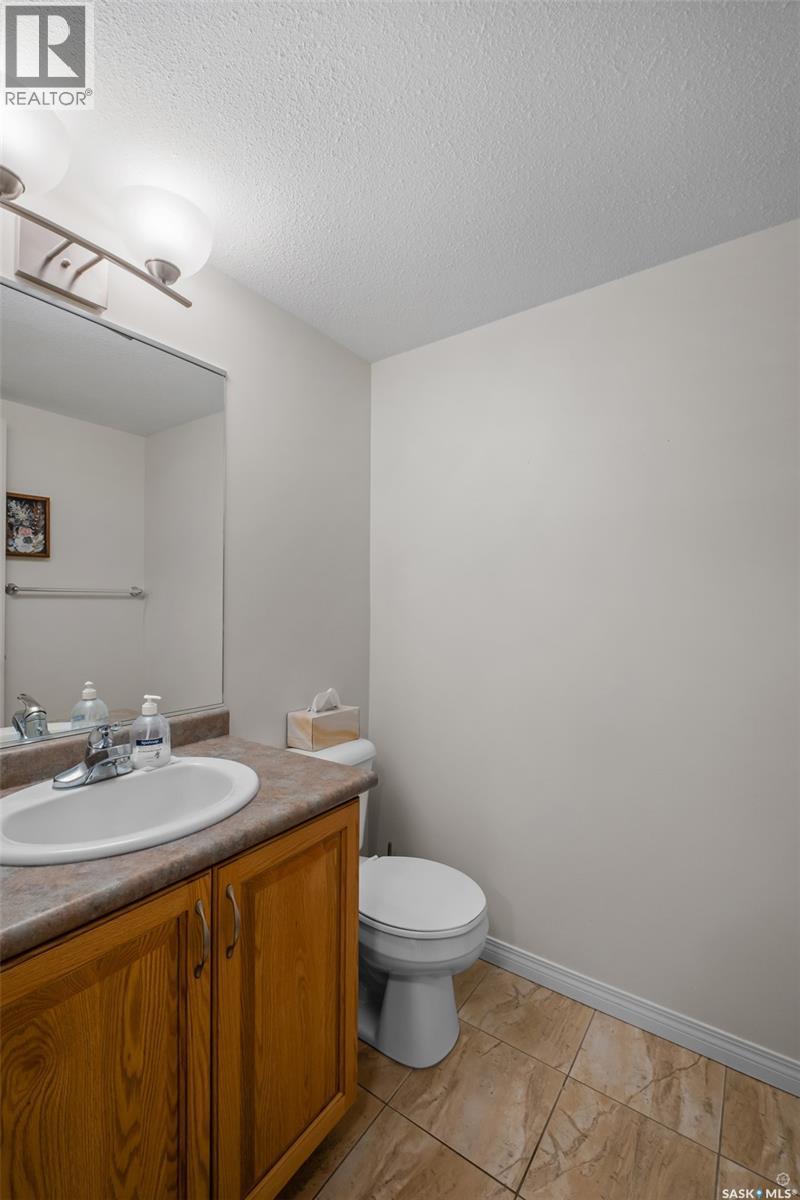 51 1600 Muzzy Drive, Prince Albert, SK - Indoor Photo Showing Bathroom