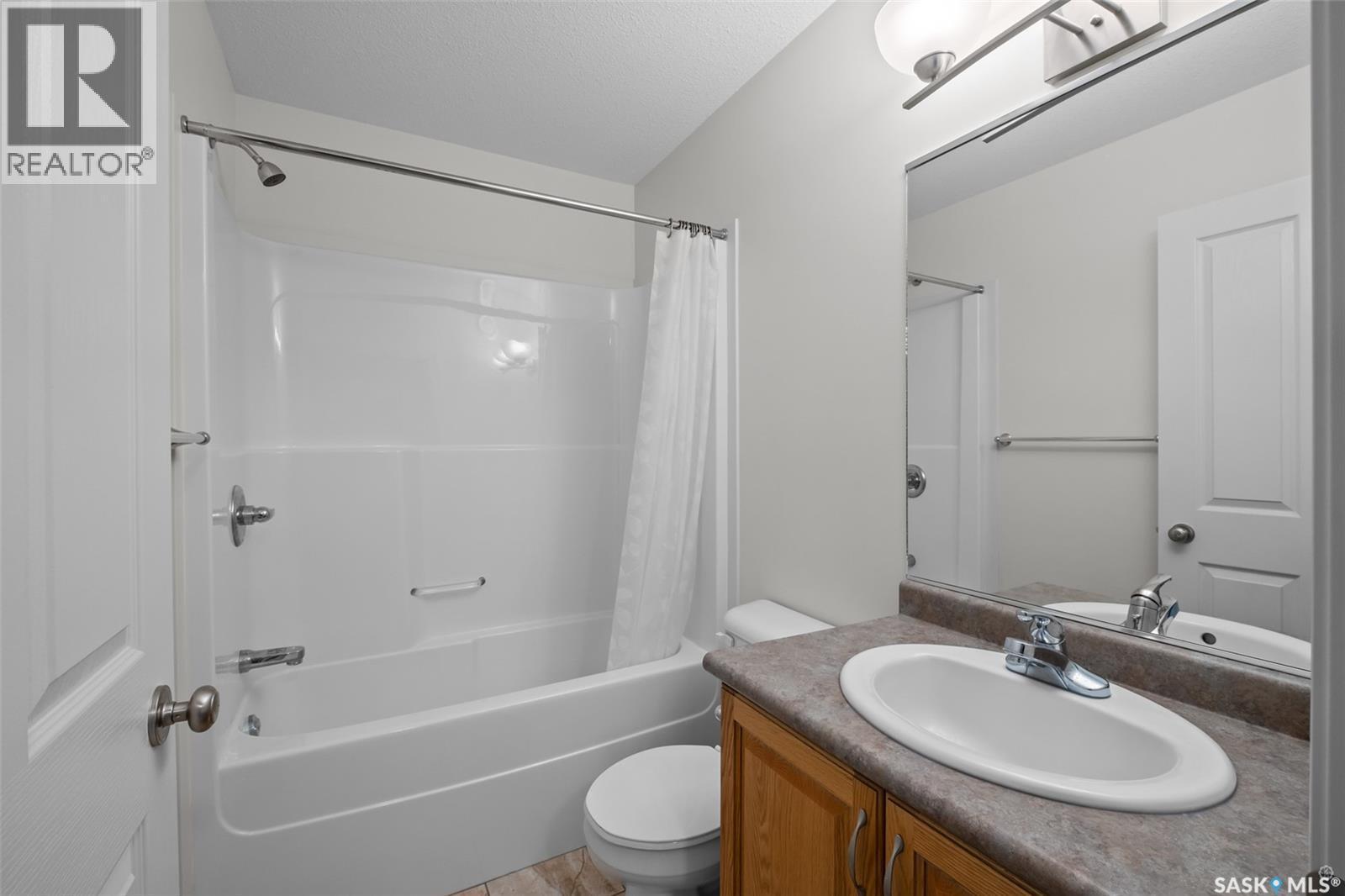 51 1600 Muzzy Drive, Prince Albert, SK - Indoor Photo Showing Bathroom