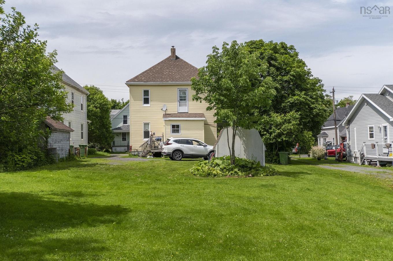 128 River Street, Stellarton, NS