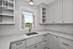 Ample Quartz Counters for Prep -