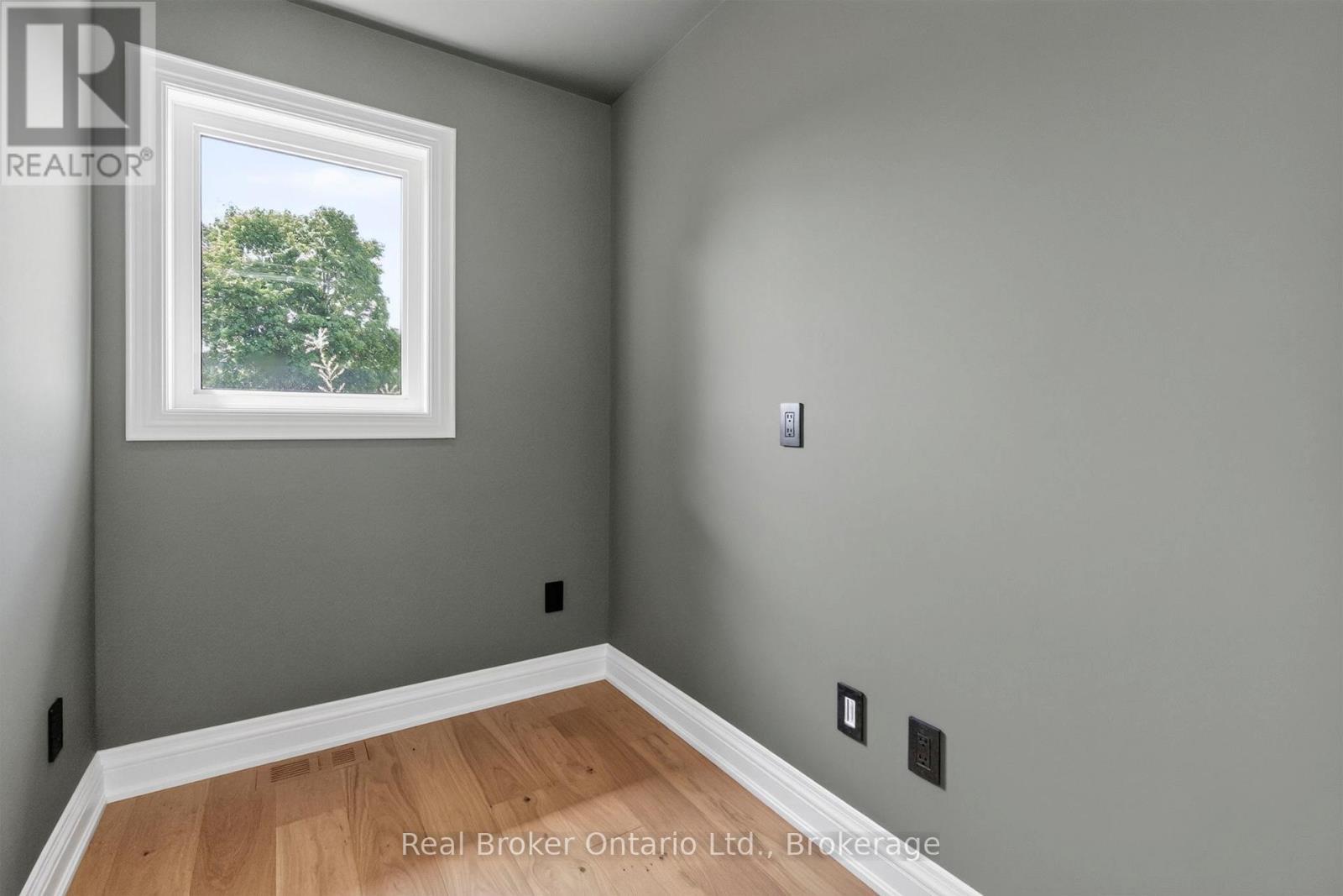 Bonus Room / Office? off of Kitchen - 930 Marshall Road, Tiny, ON