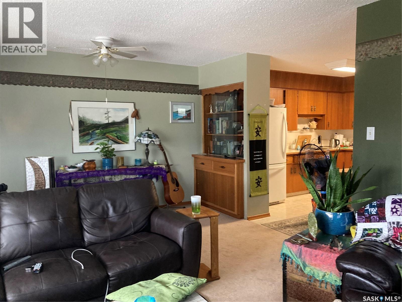 1 1187 Ashley Drive, Swift Current, SK