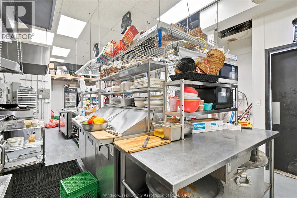 4300 Howard, Windsor, ON