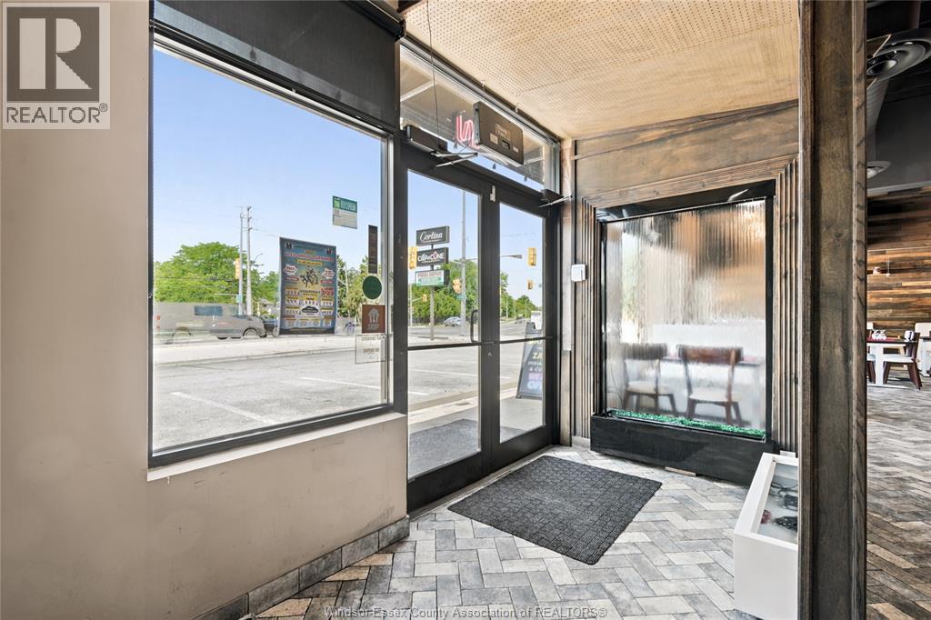 4300 Howard, Windsor, ON