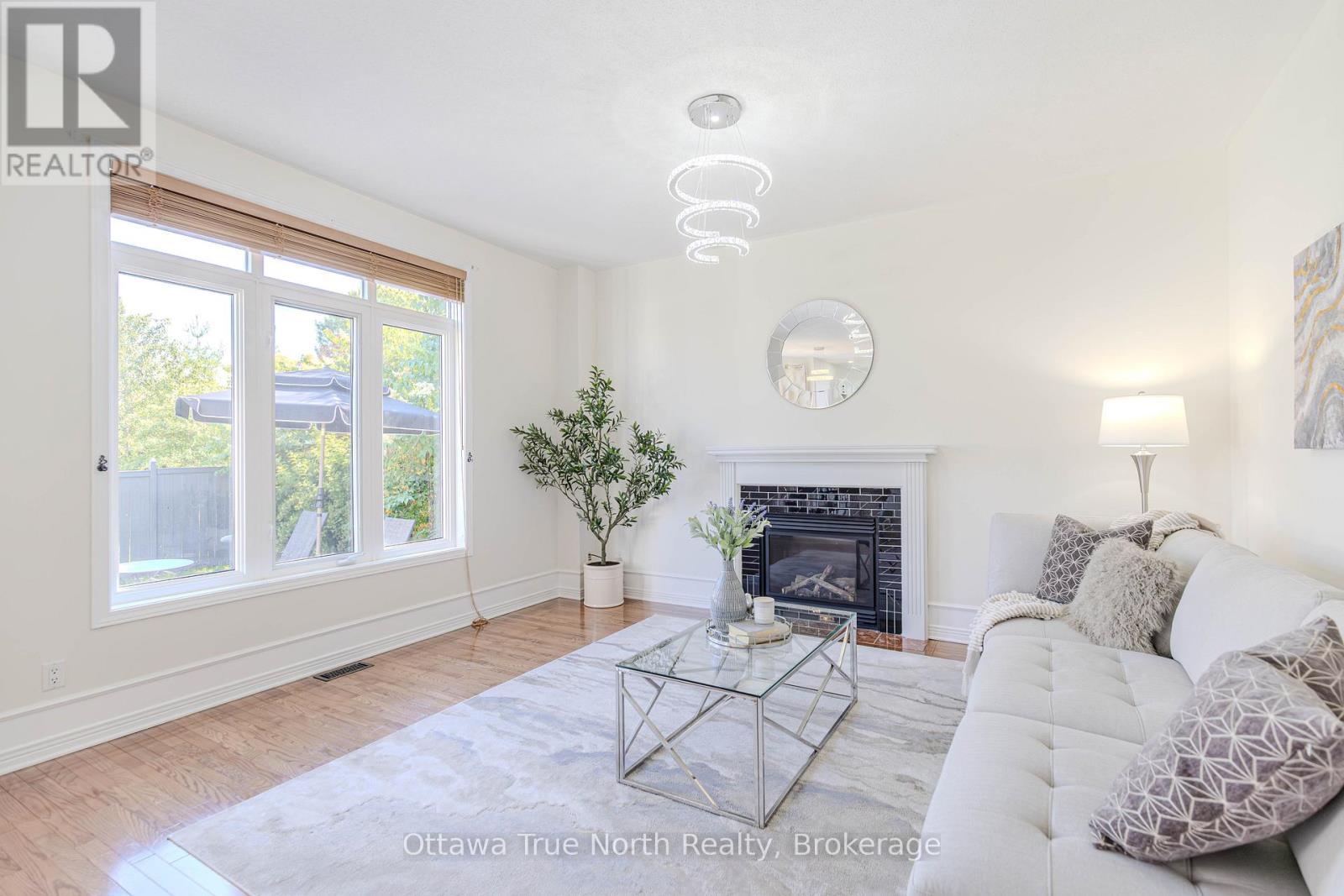 19 Black Tern Crescent, Ottawa, ON