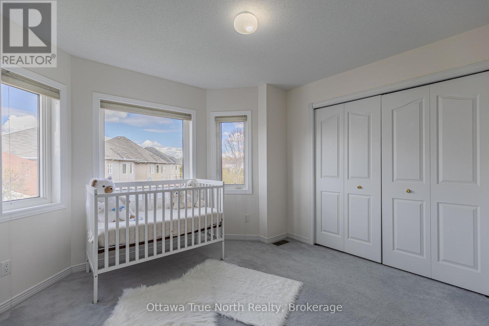 19 Black Tern Crescent, Ottawa, ON