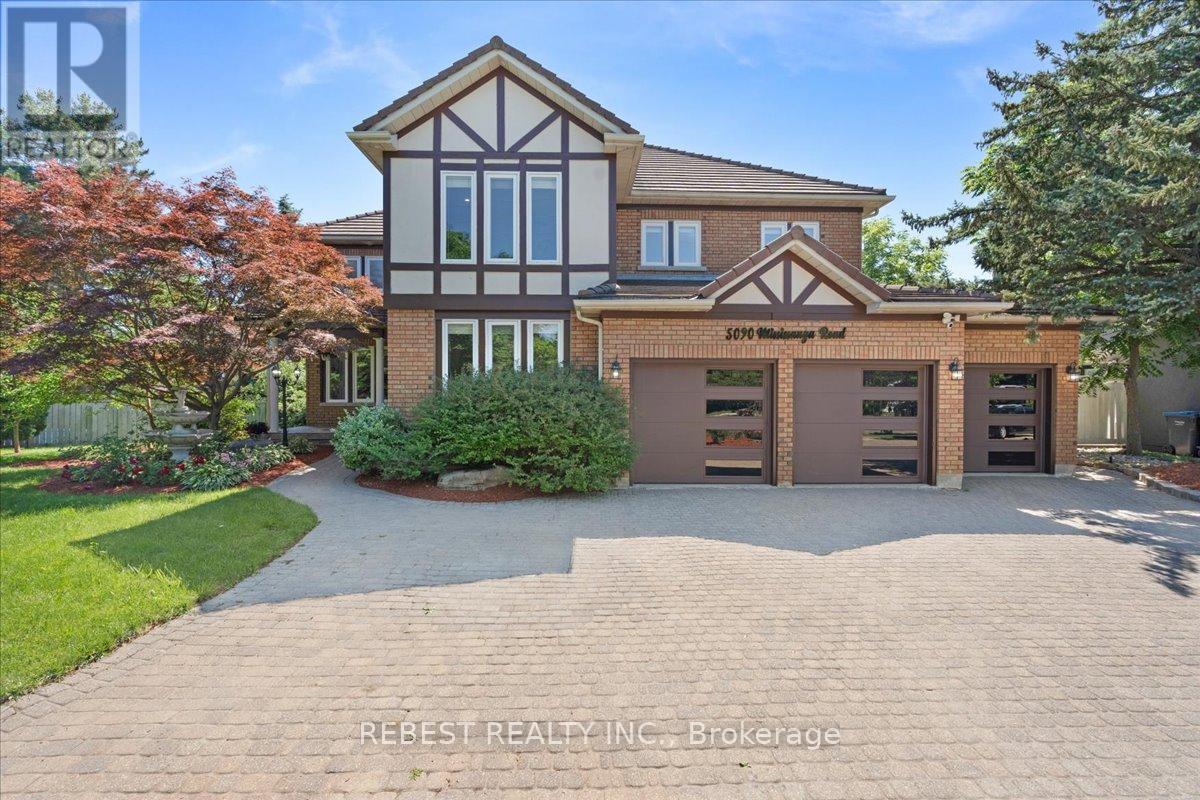 5090 Mississauga Road, Mississauga, ON