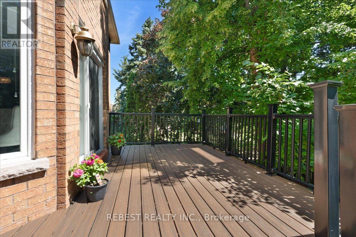 5090 Mississauga Road, Mississauga, ON
