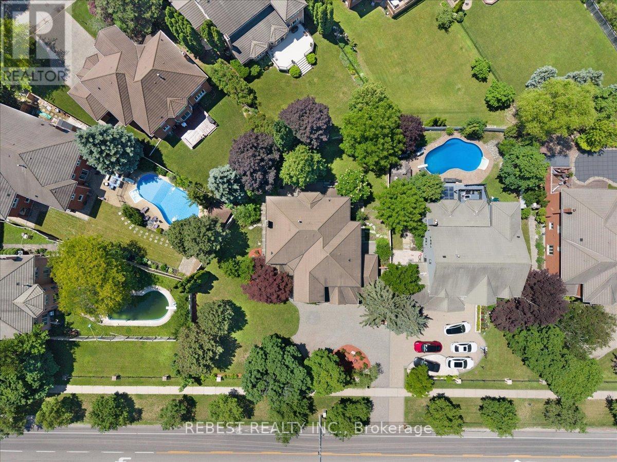 5090 Mississauga Road, Mississauga, ON