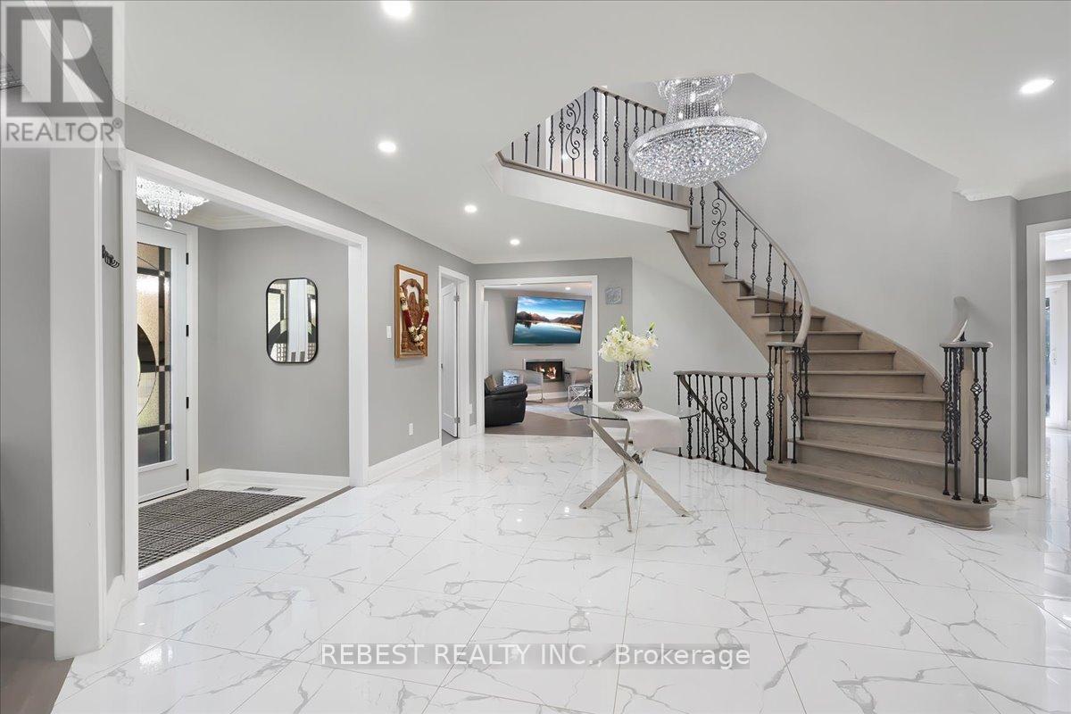 5090 Mississauga Road, Mississauga, ON