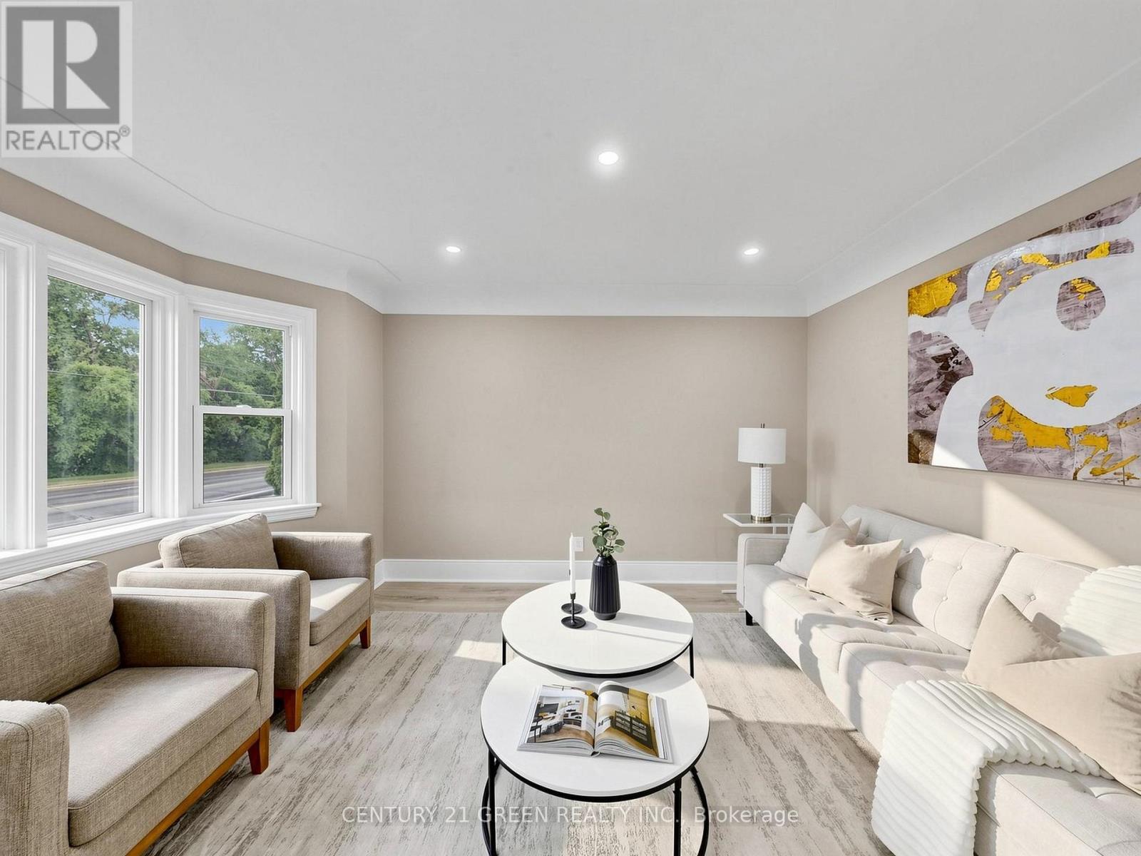 87 Fennell Avenue W, Hamilton, ON