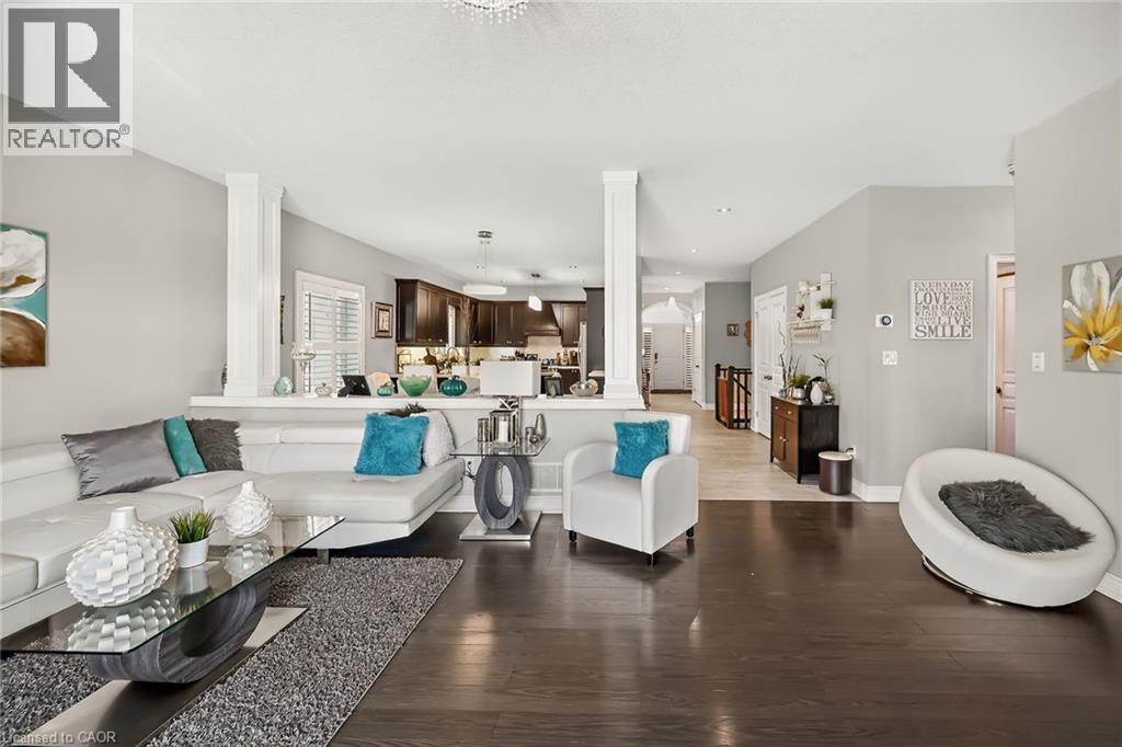 8165 Twenty Road E, Hamilton, ON