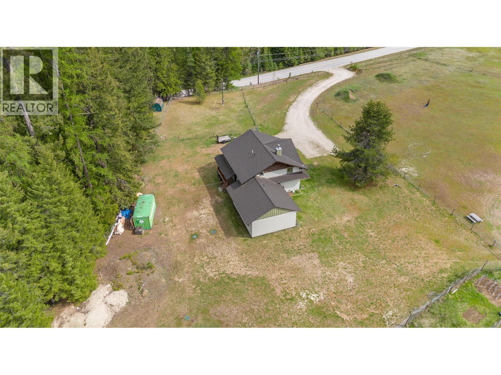 3781 Pass Creek Road, Crescent Valley, BC