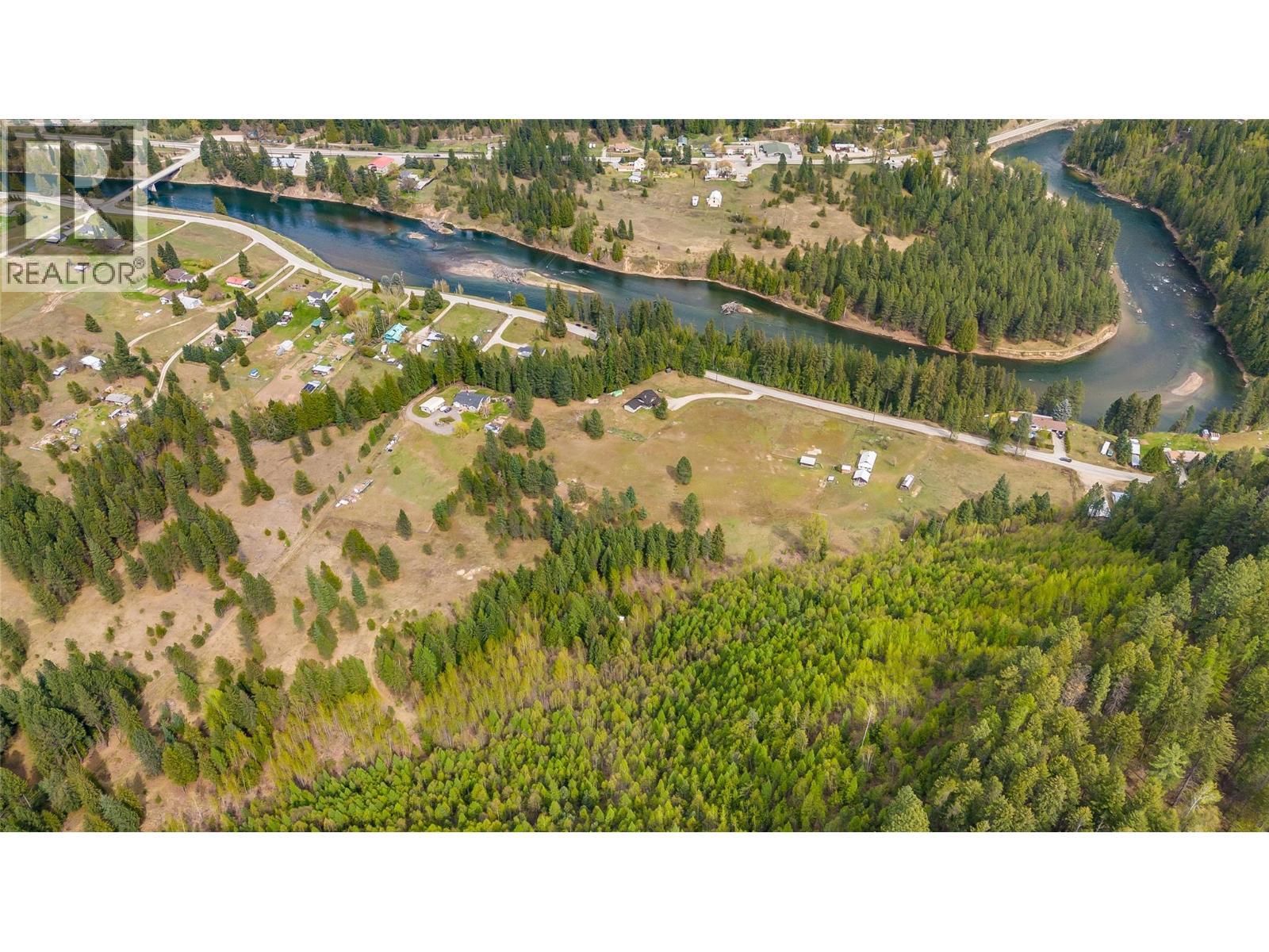 3781 Pass Creek Road, Crescent Valley, BC