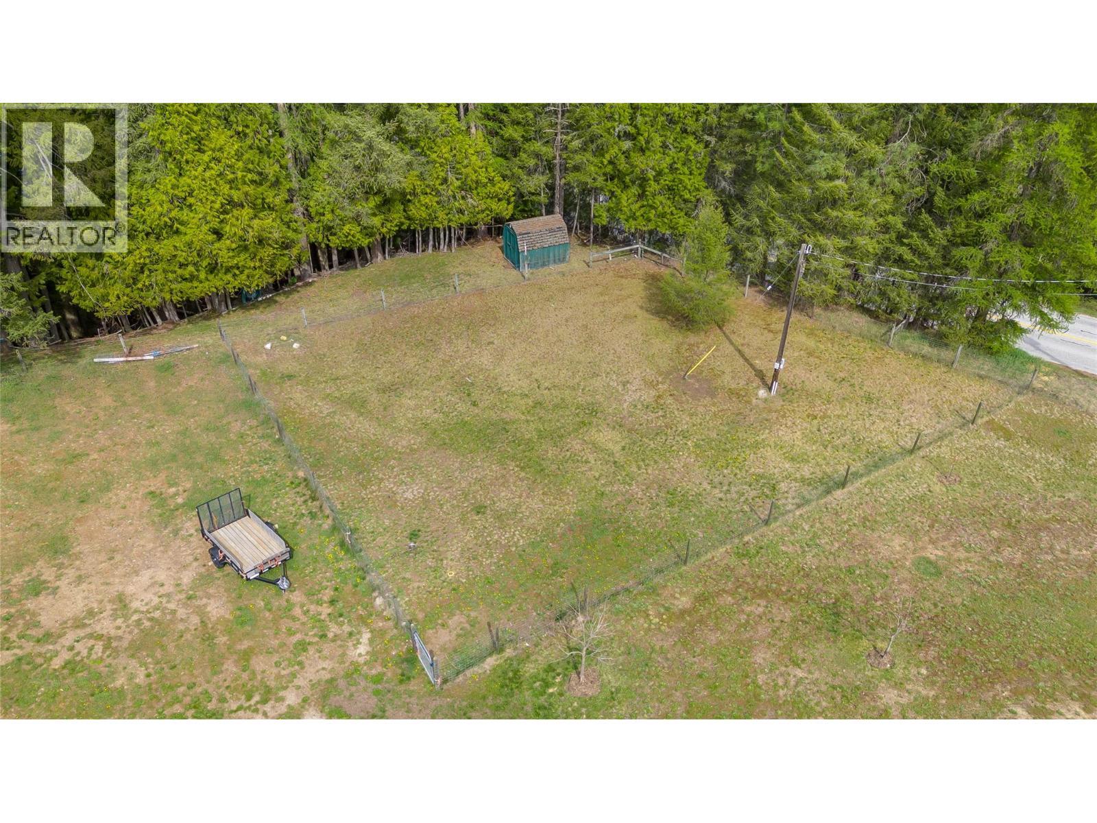 3781 Pass Creek Road, Crescent Valley, BC