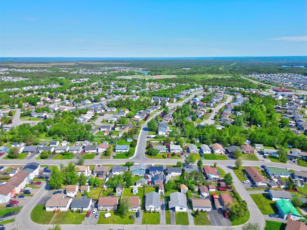 15 Wood Crescent, Gander, NL