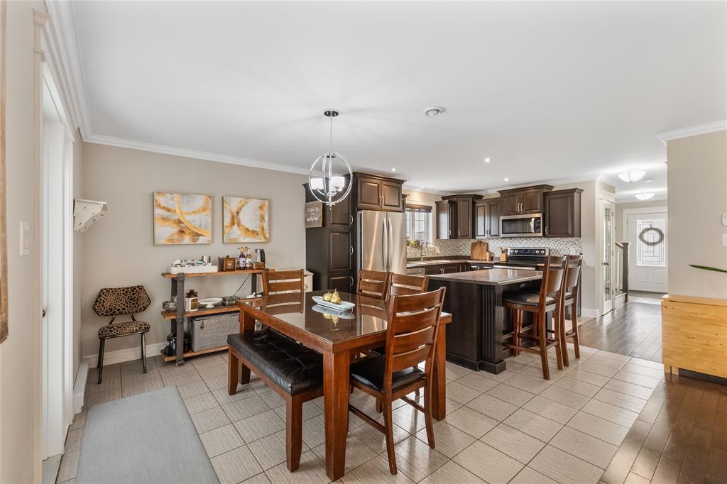 5 Oceanic Drive, Holyrood, NL