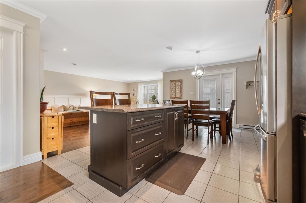 5 Oceanic Drive, Holyrood, NL