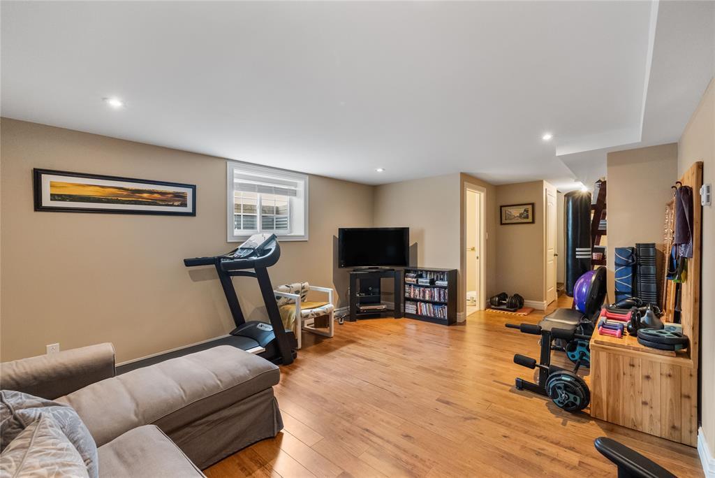 5 Oceanic Drive, Holyrood, NL
