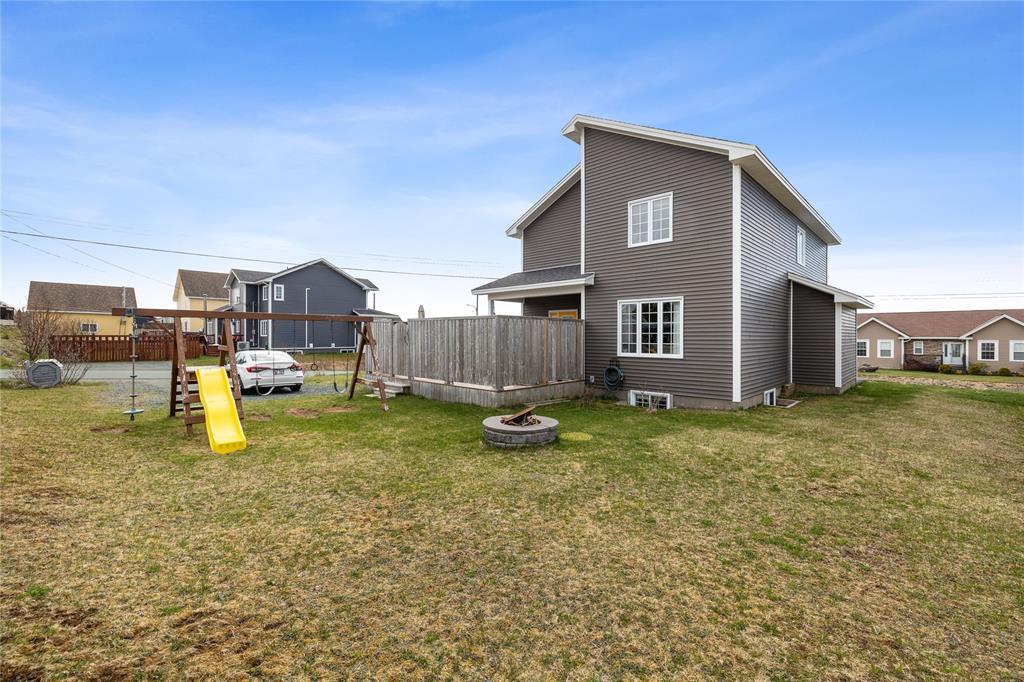 5 Oceanic Drive, Holyrood, NL