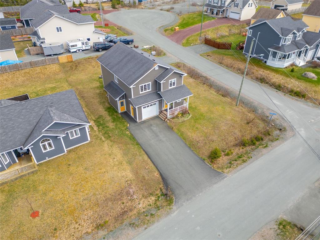 5 Oceanic Drive, Holyrood, NL