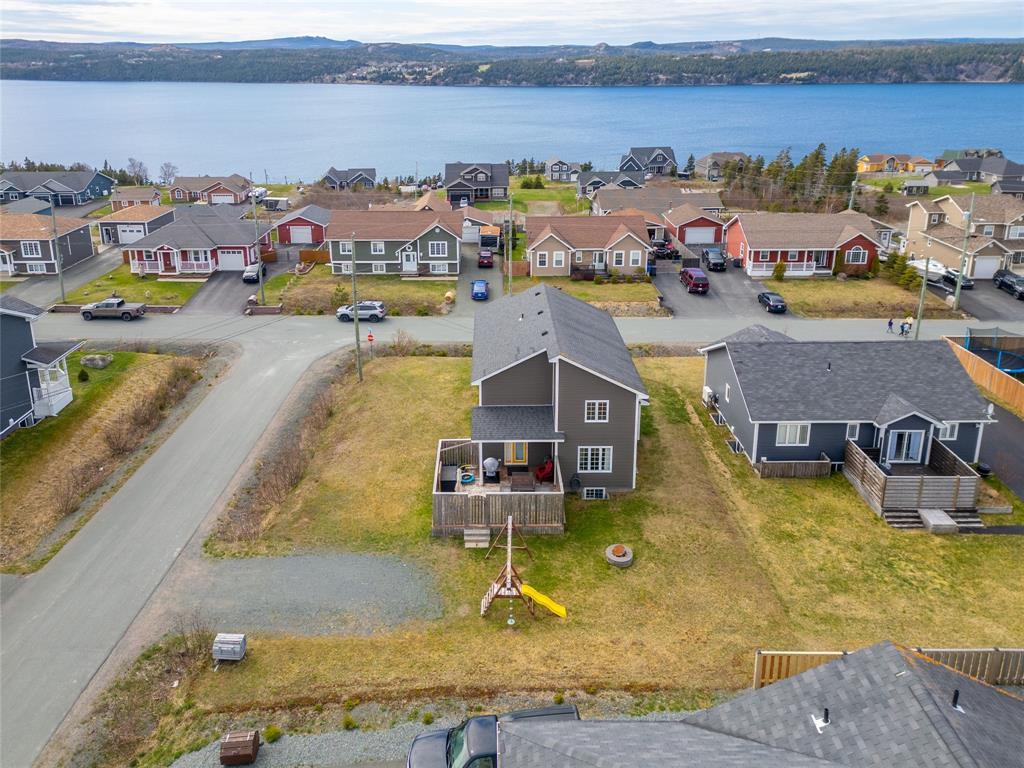 5 Oceanic Drive, Holyrood, NL