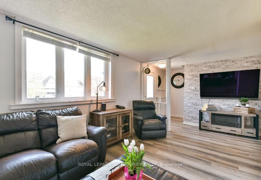 219 Angelene Street, Mississauga, ON