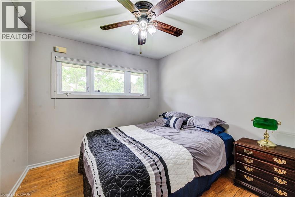 192 Warren Road, Kitchener, ON - Indoor Photo Showing Bedroom