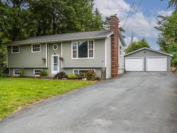 5 Sunnyhill Drive Windsor, NS B0N 2T0