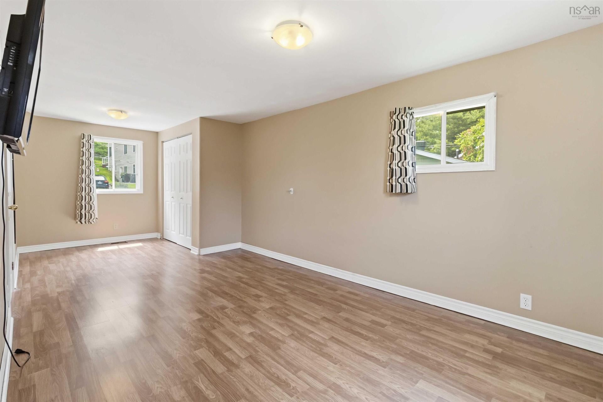 20 Acorn Road, Spryfield, NS
