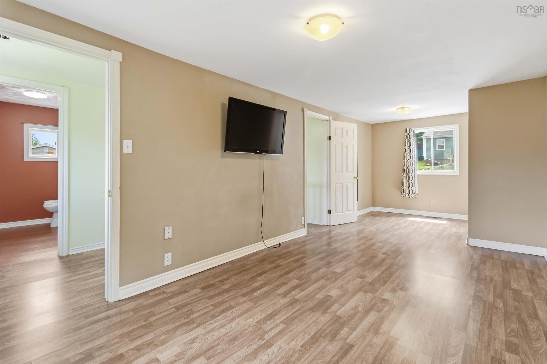 20 Acorn Road, Spryfield, NS