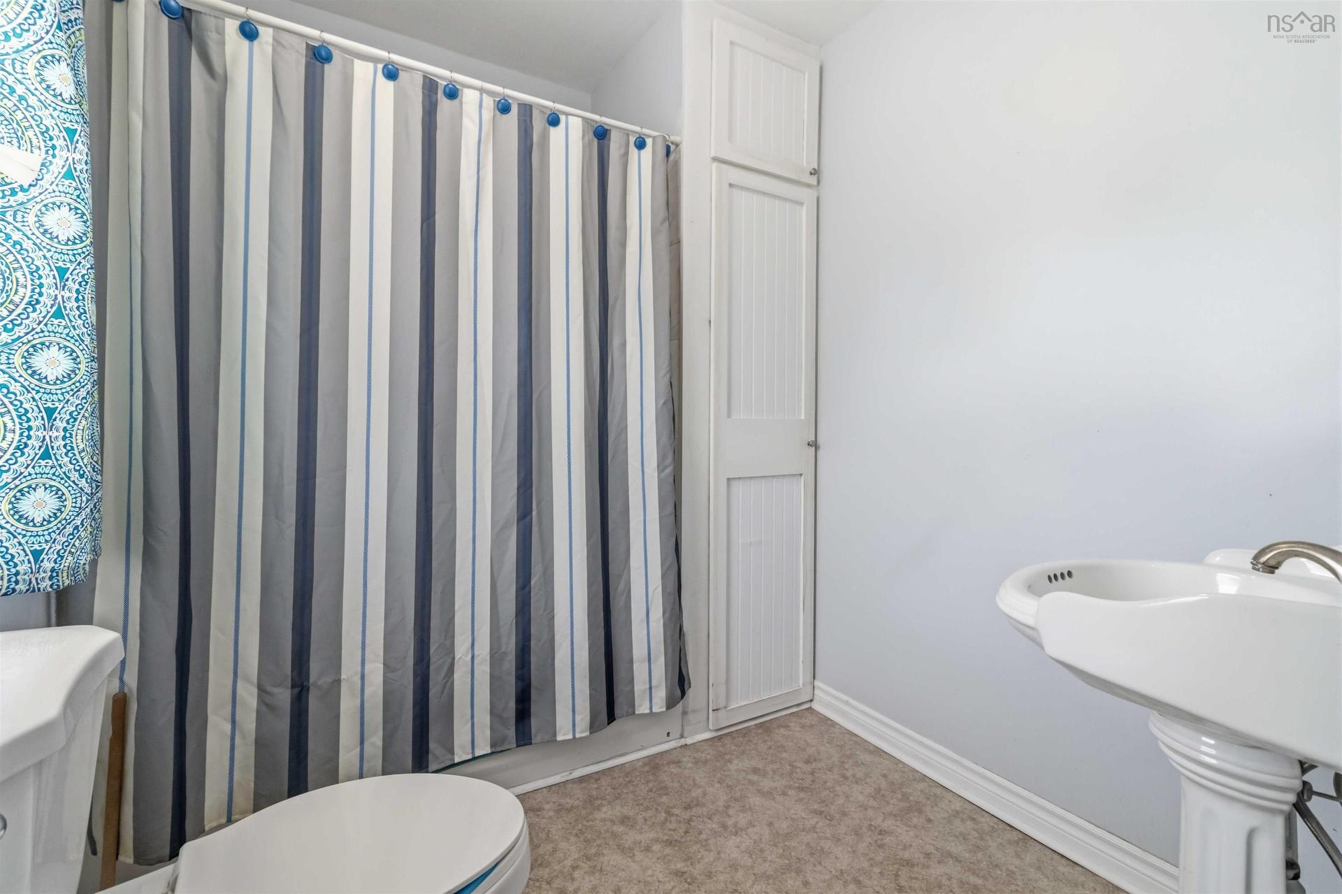 20 Acorn Road, Spryfield, NS