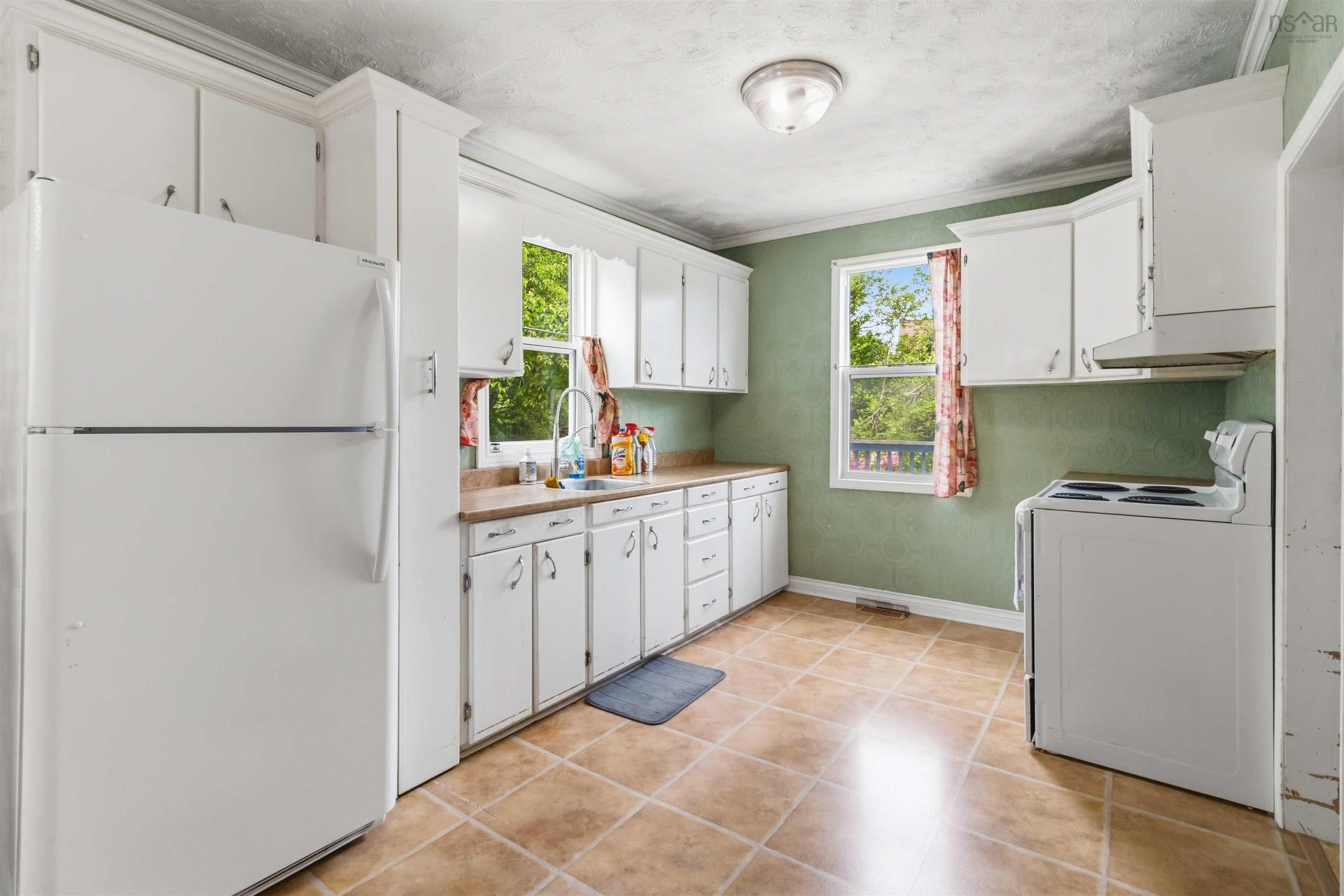 20 Acorn Road, Spryfield, NS