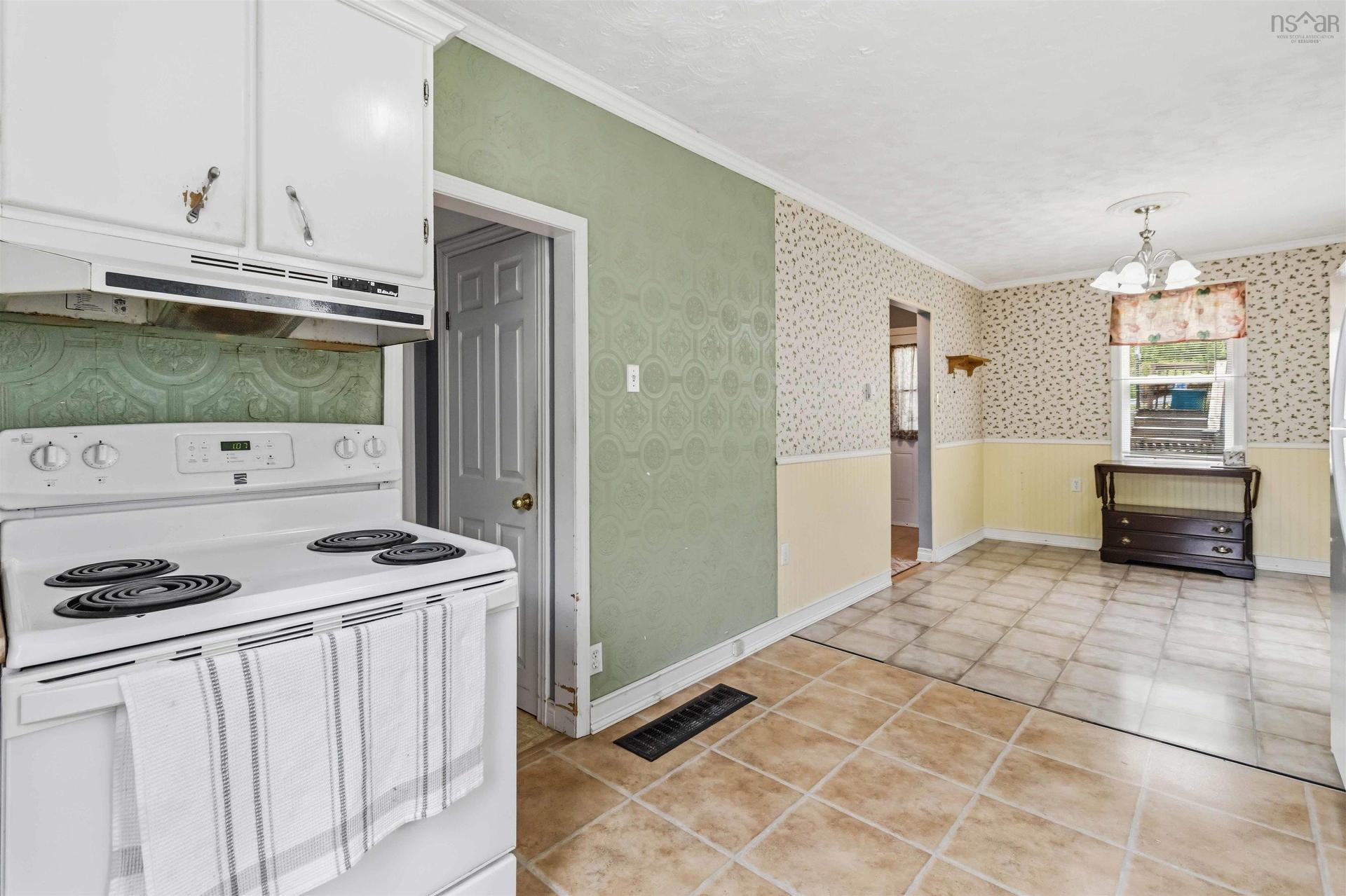 20 Acorn Road, Spryfield, NS