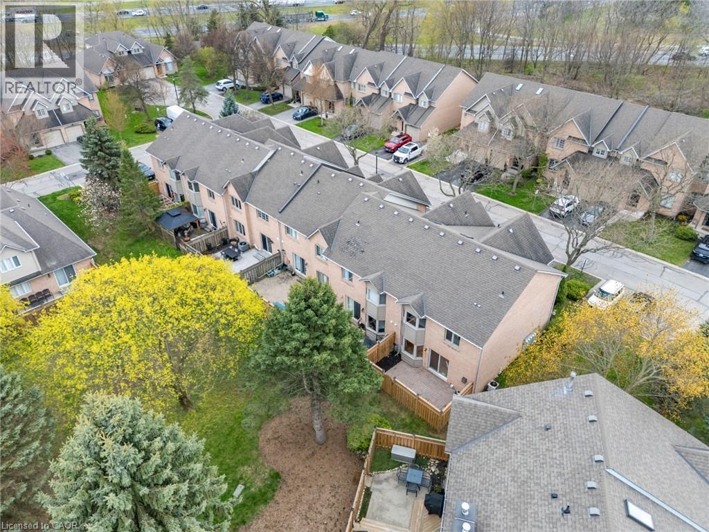320 Hamilton Drive Unit# 10, Ancaster, ON
