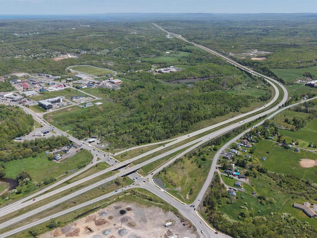 No 104 Highway, Plymouth, NS