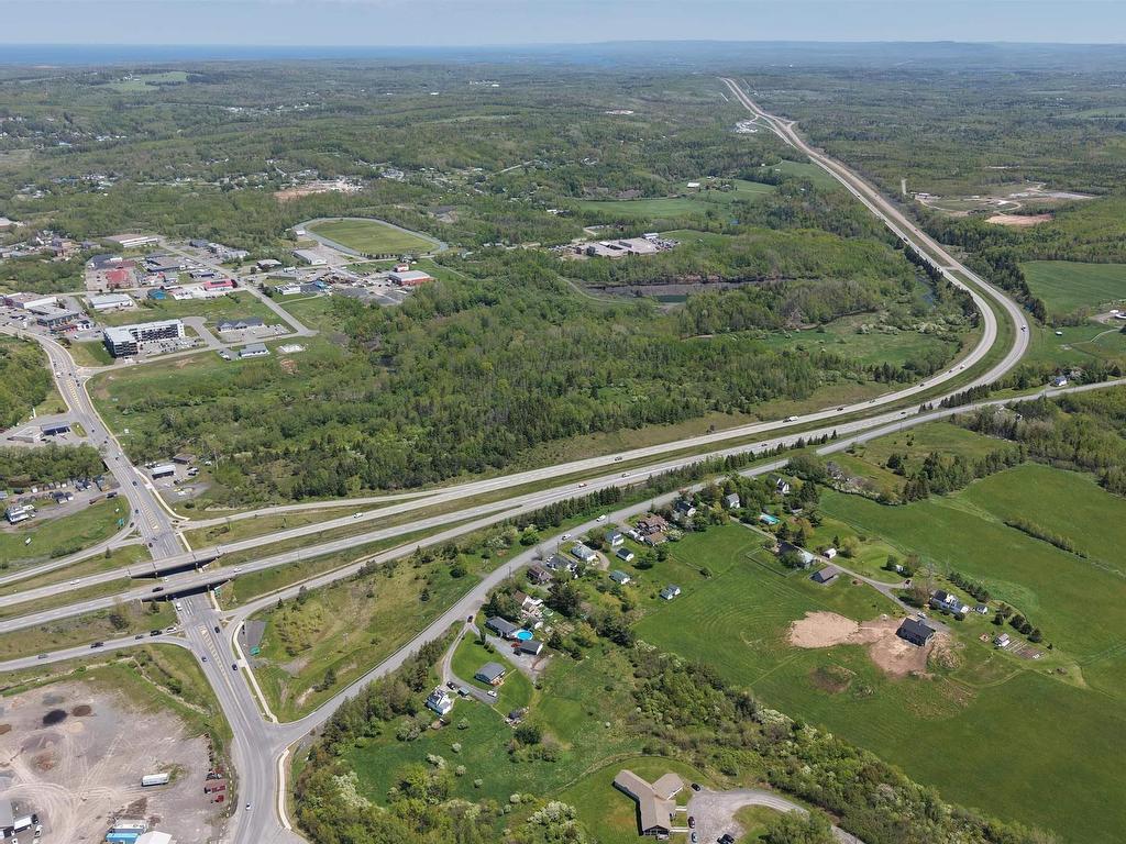 No 104 Highway, Plymouth, NS