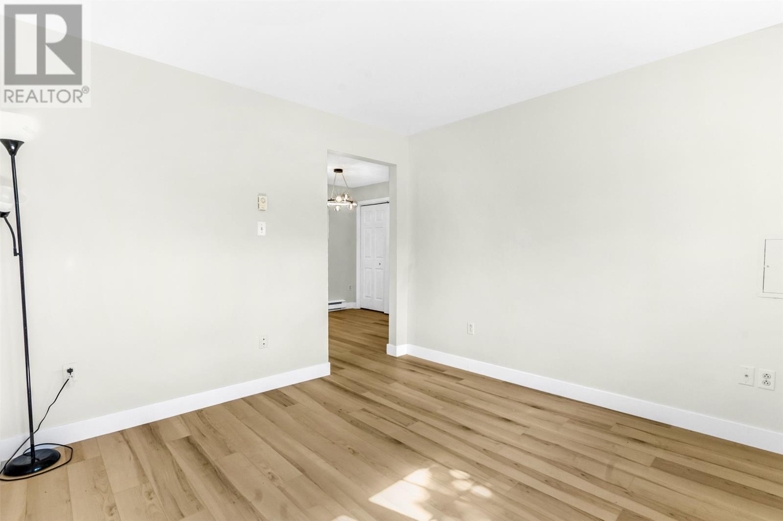 16 Grandy Crescent, Mount Pearl, NL