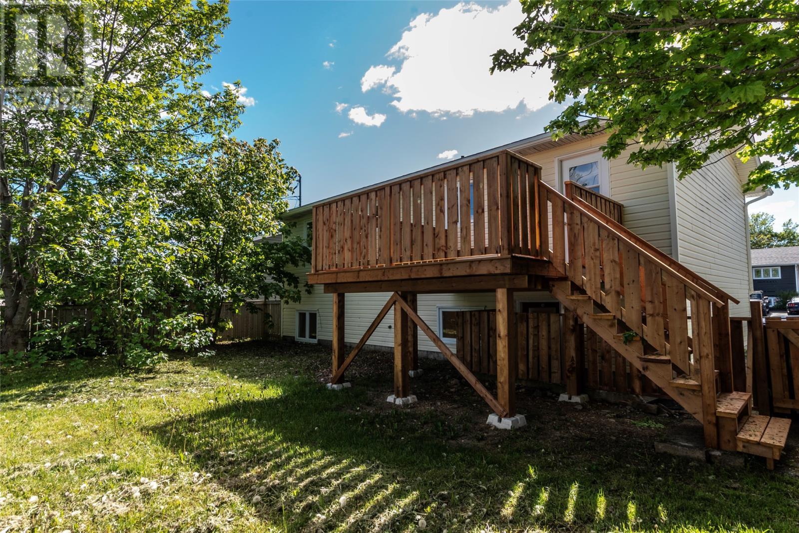 16 Grandy Crescent, Mount Pearl, NL
