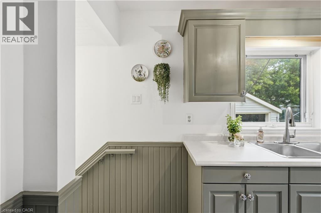 81 Vale Avenue, St. Catharines, ON