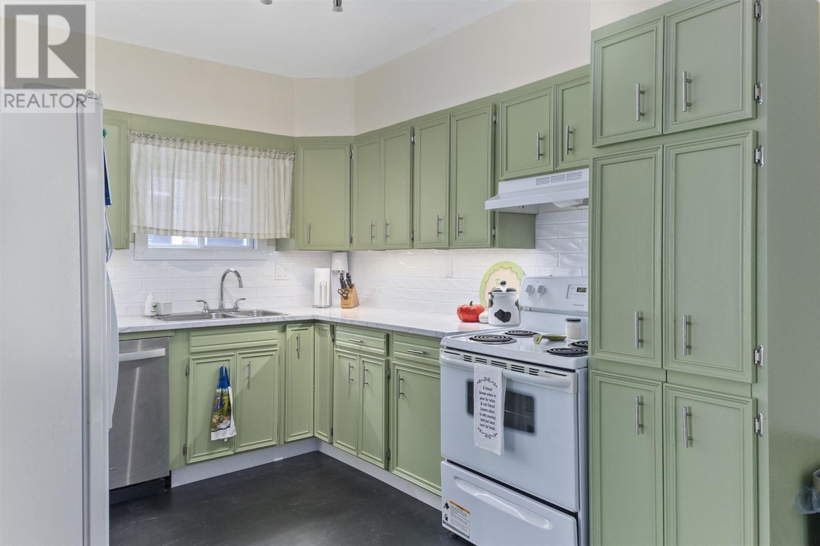 226 Main St, Thessalon, ON - Indoor Photo Showing Kitchen