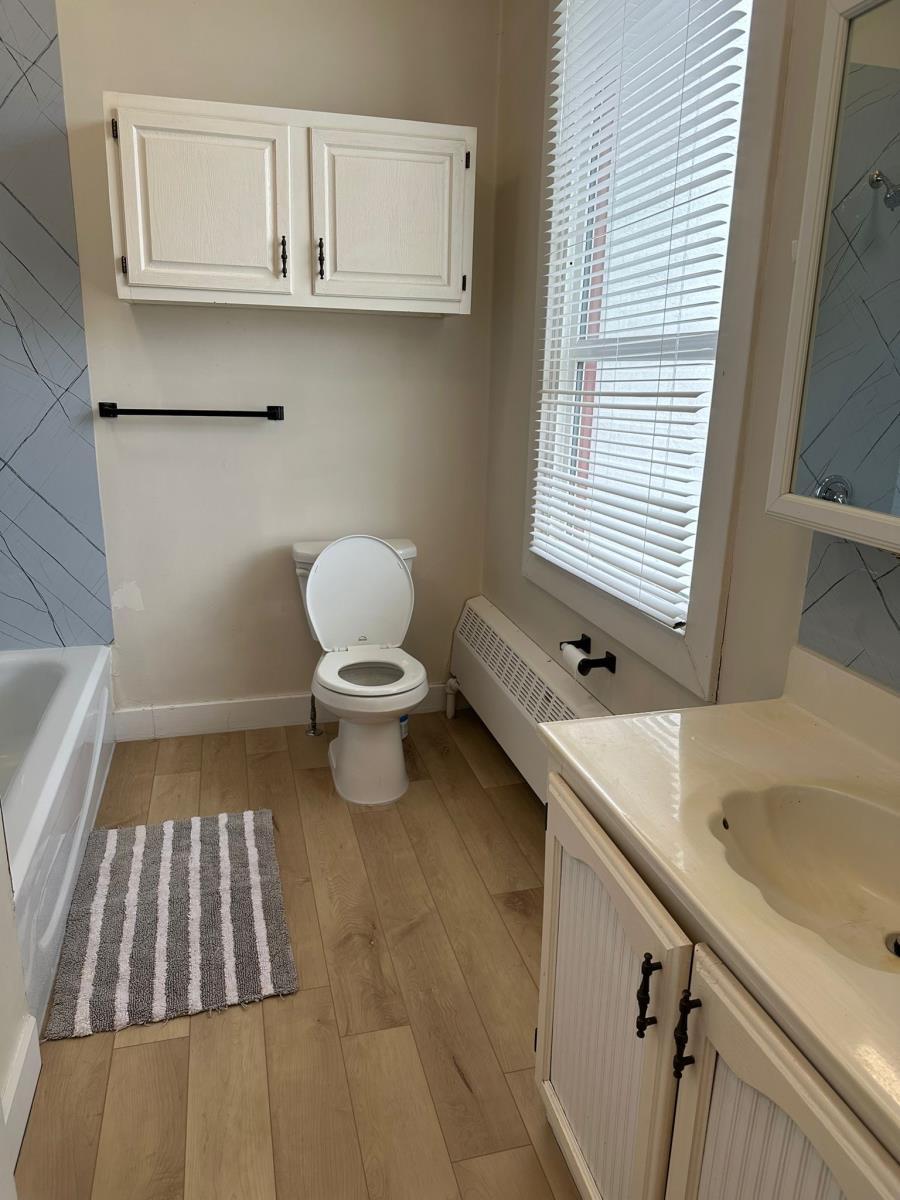 Sedgewick, Alberta - Indoor Photo Showing Bathroom