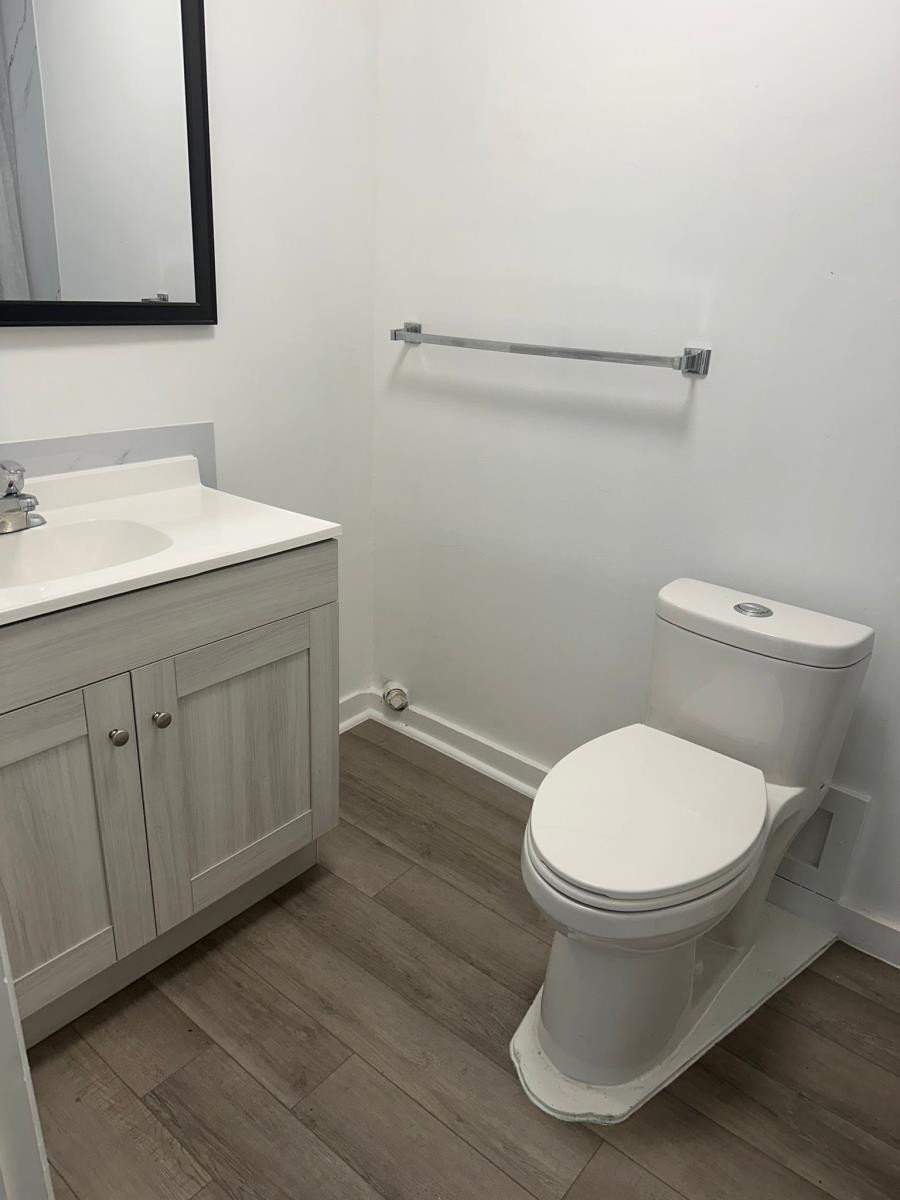 Sedgewick, Alberta - Indoor Photo Showing Bathroom