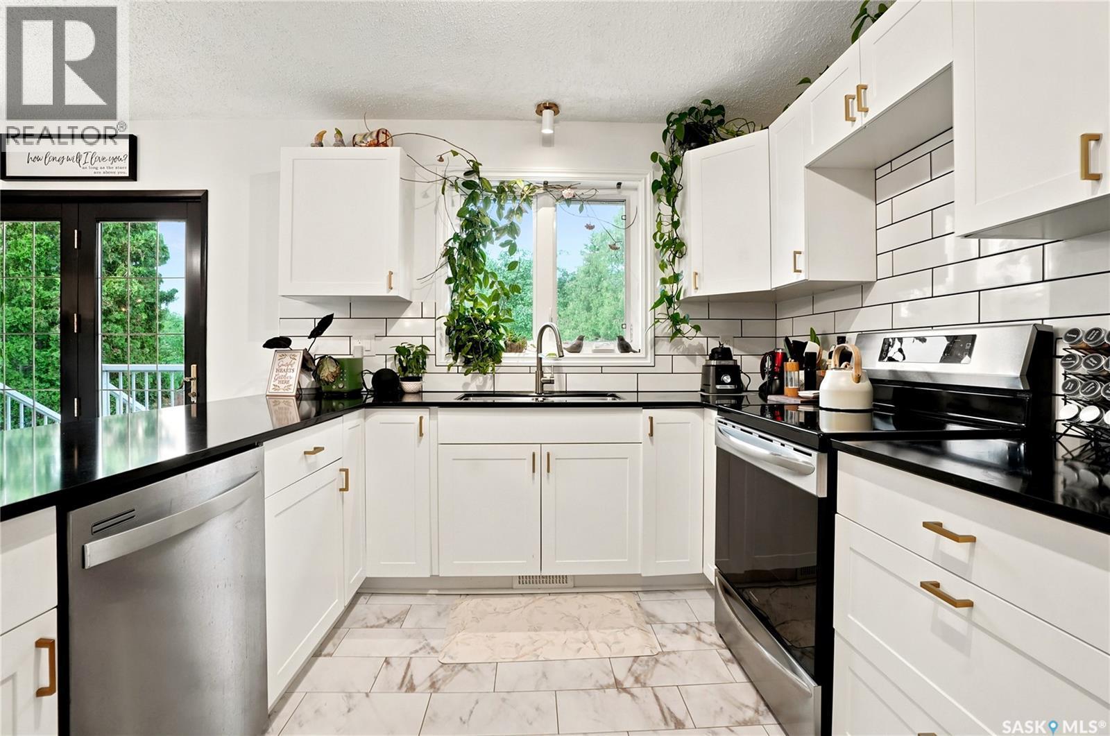 306 Ae Adams Lane, Saskatoon, SK