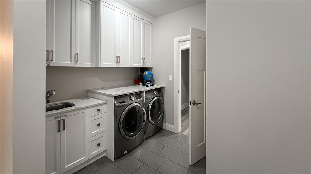 433 Autumn Breeze Drive, Sarnia, ON