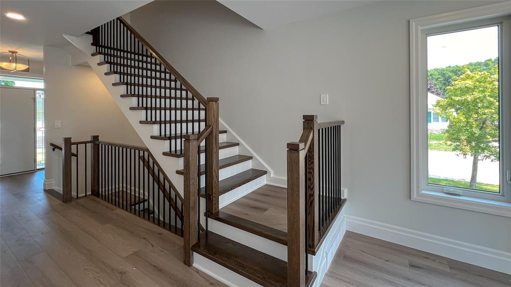 365 Victoria Avenue, Point Edward, ON