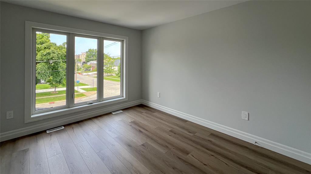 365 Victoria Avenue, Point Edward, ON