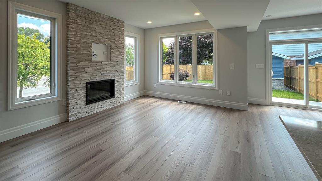 365 Victoria Avenue, Point Edward, ON