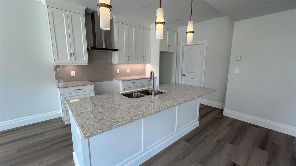 365 Victoria Avenue, Point Edward, ON