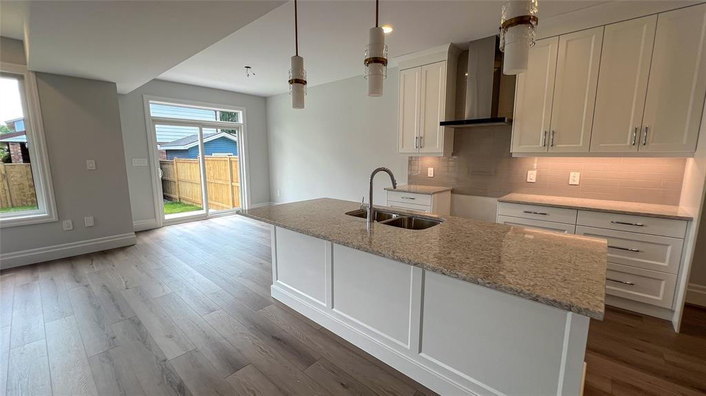 365 Victoria Avenue, Point Edward, ON